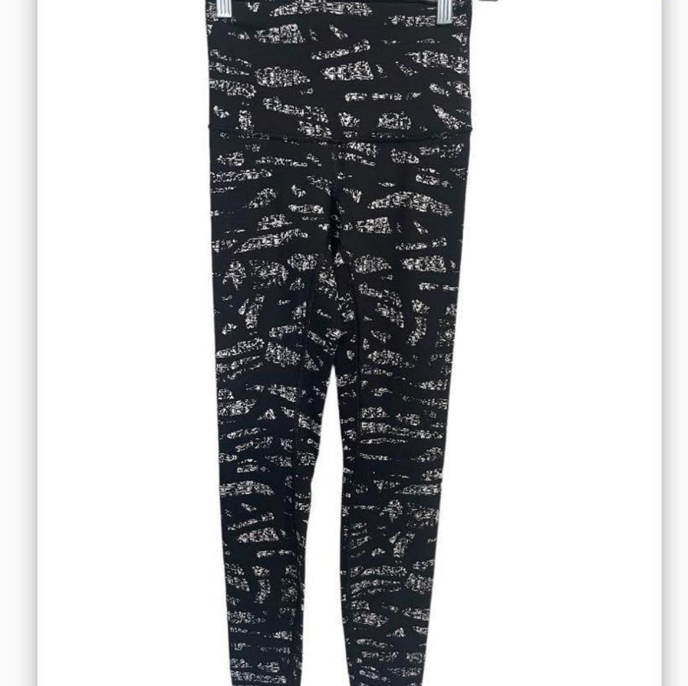Lululemon Athletica leggins